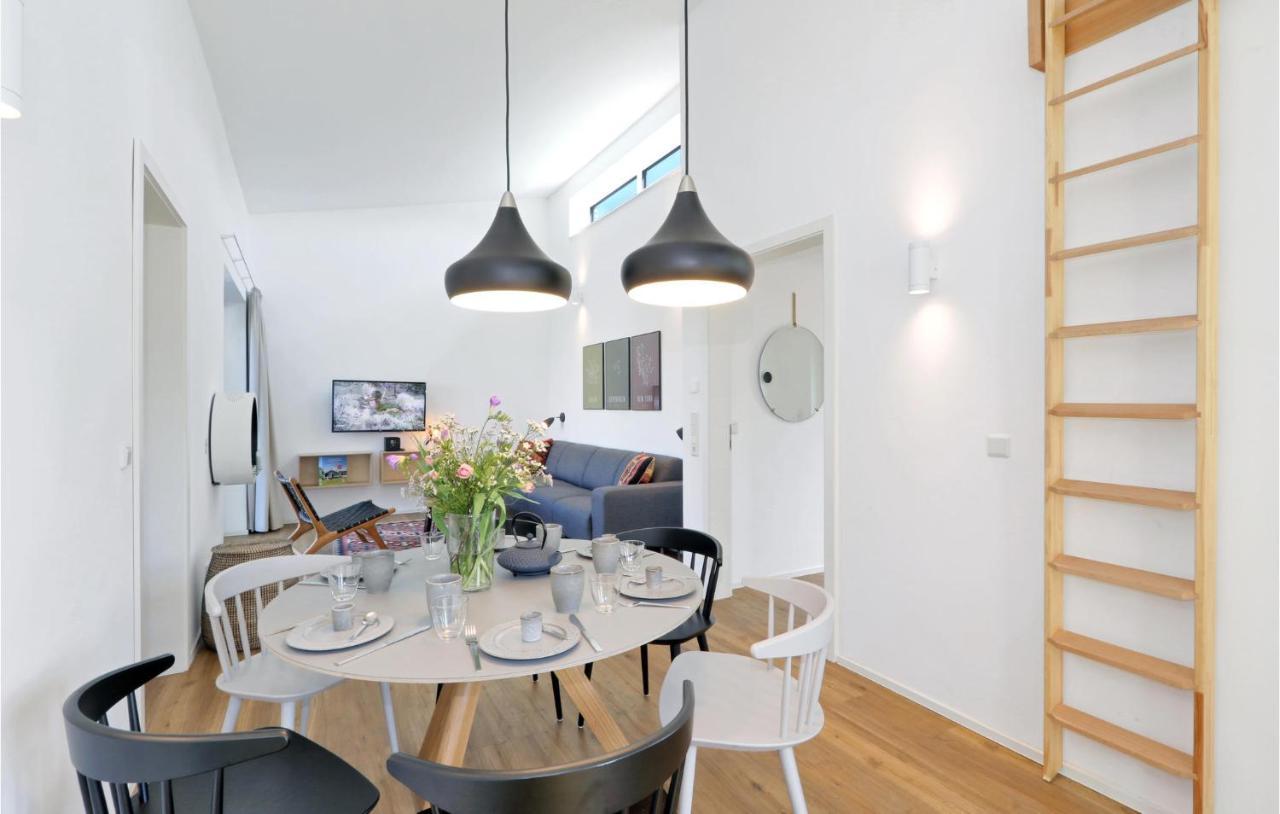Amazing Home In Lembruch-Duemmer See With Kitchen Exterior foto